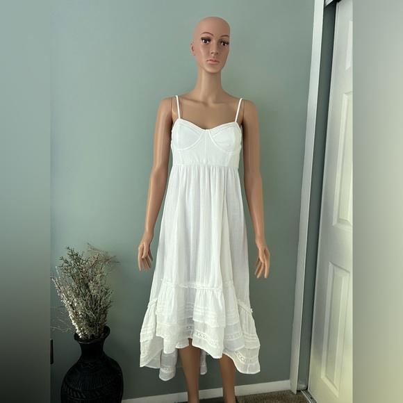 astr lace up dress Lace Up Strapless Bubble Dress